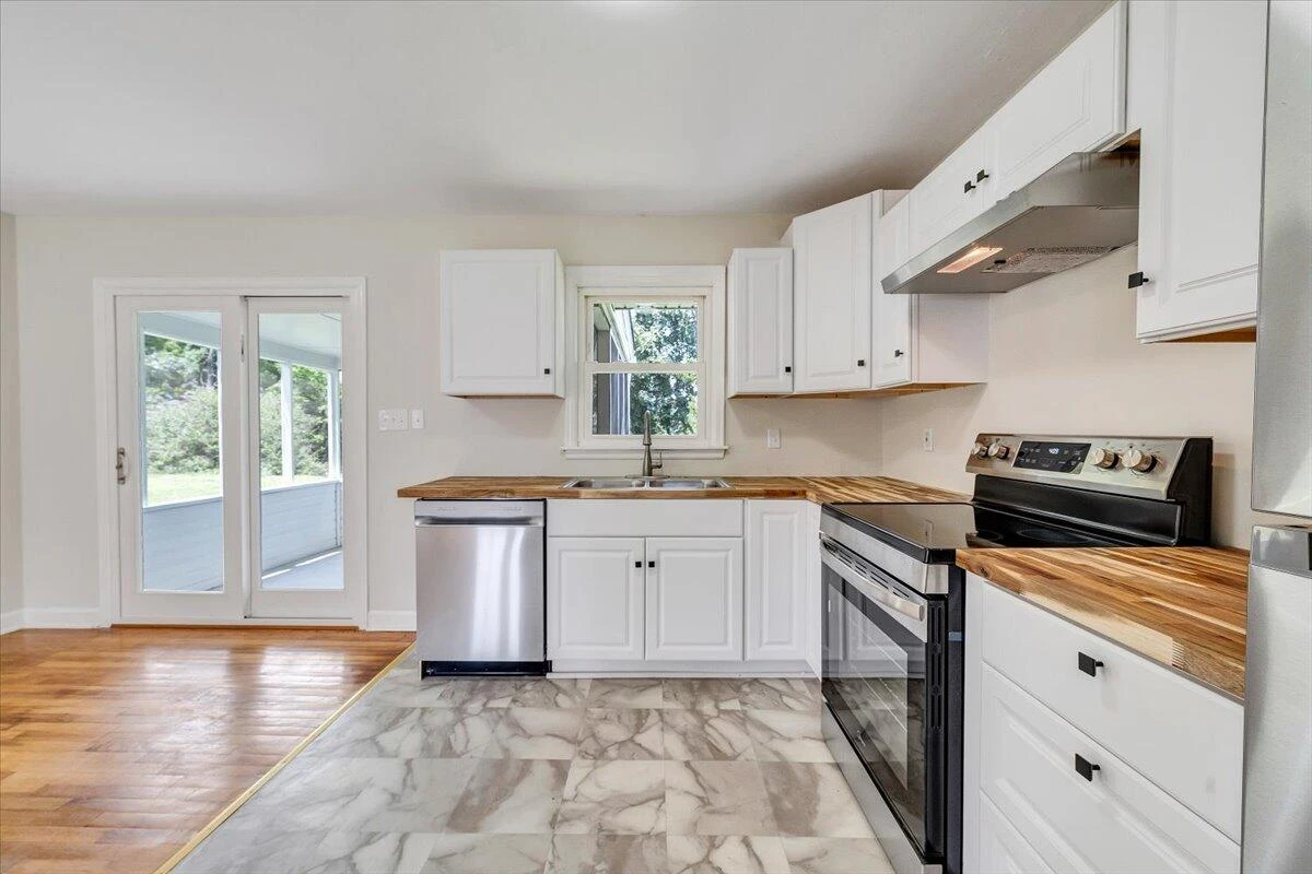 202 Houston AVE - Photo 19