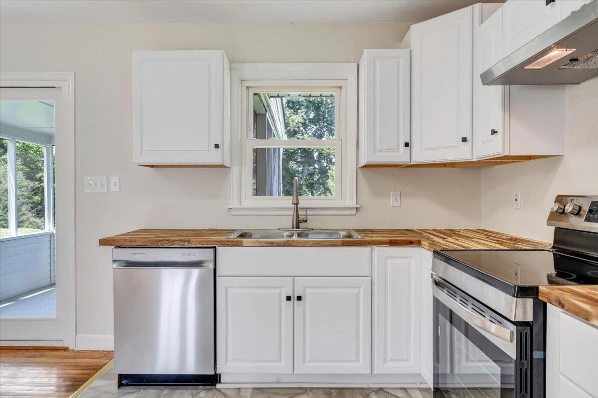202 Houston AVE - Photo 20