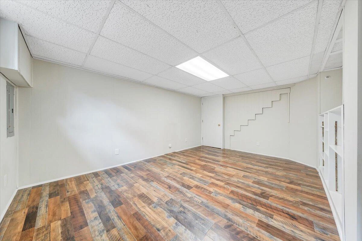 202 Houston AVE - Photo 34