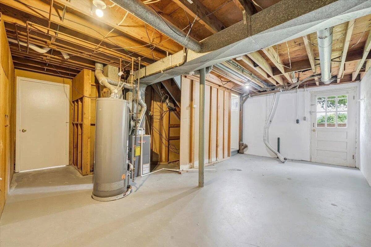 202 Houston AVE - Photo 42
