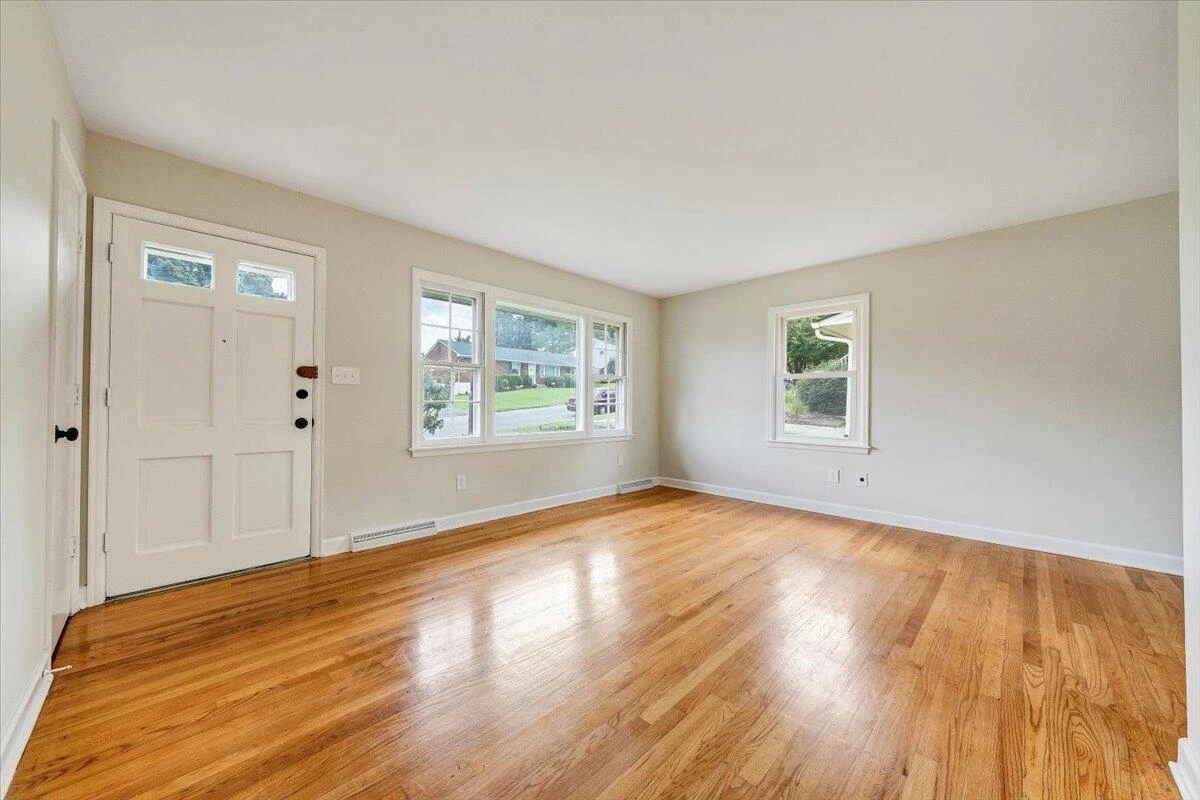202 Houston AVE - Photo 7