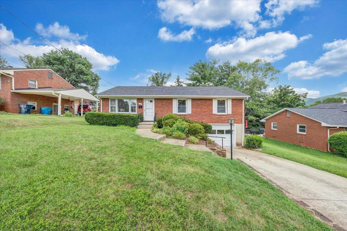202 Houston AVE - Photo 48