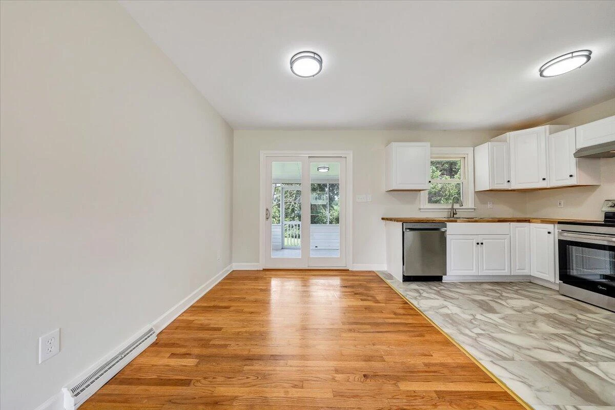 202 Houston AVE - Photo 11