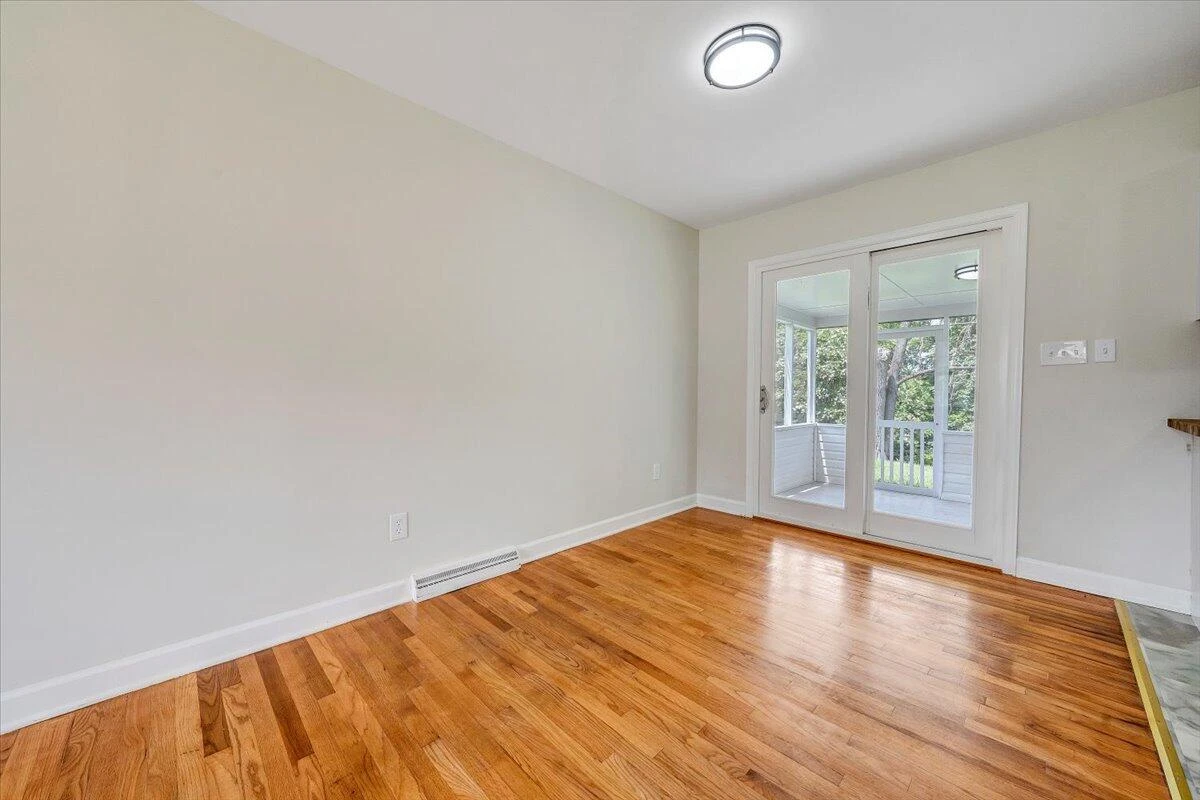 202 Houston AVE - Photo 12