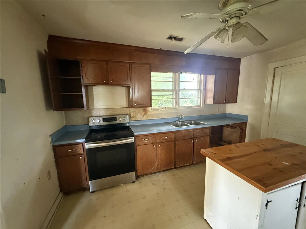 1416 Archbold AVE - Photo 3