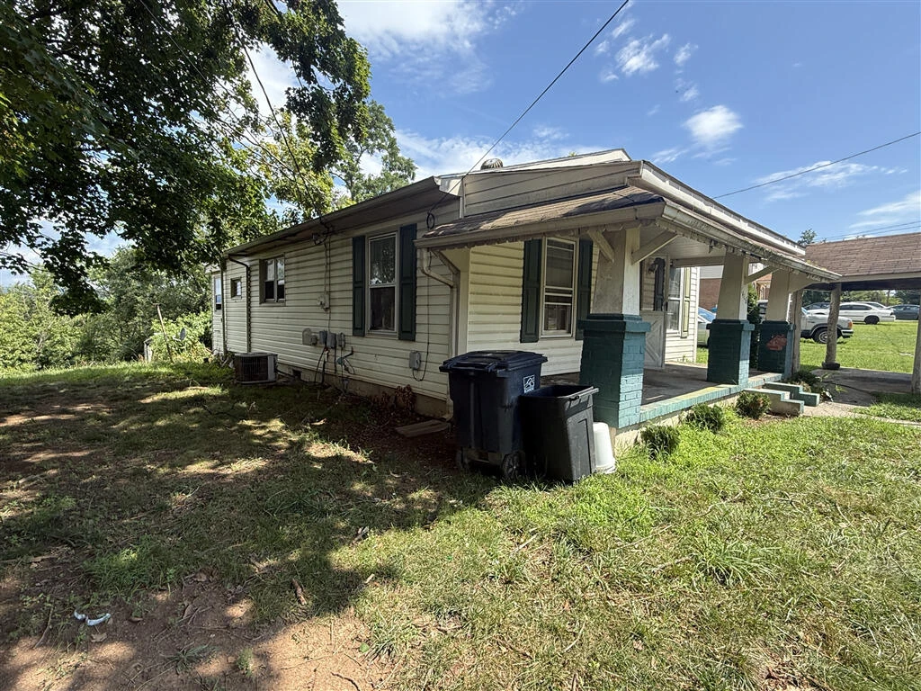 1416 Archbold AVE - Photo 6