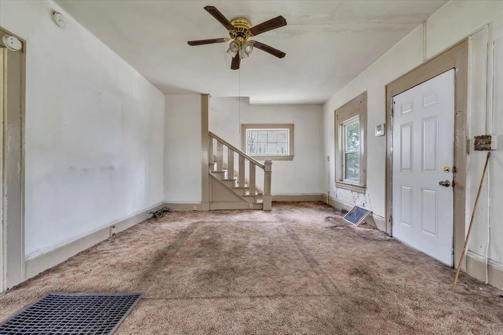 821 12Th ST - Photo 17