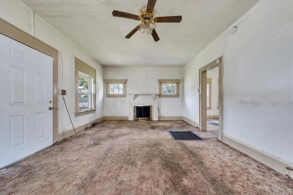 821 12Th ST - Photo 21