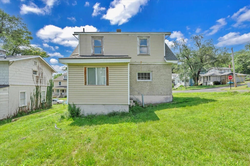 821 12Th ST - Photo 24