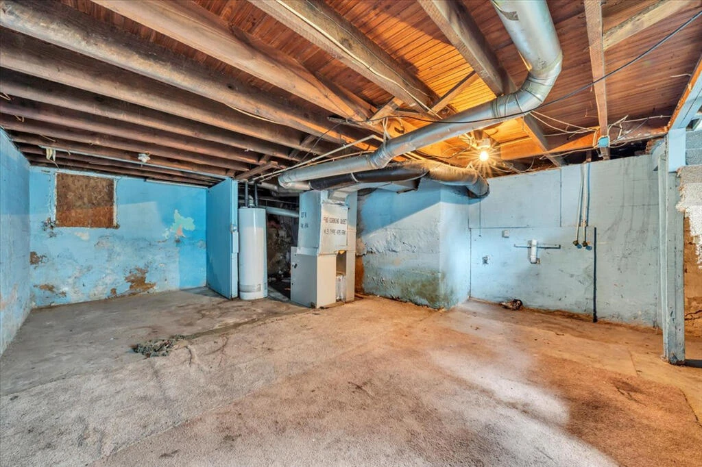 821 12Th ST - Photo 5