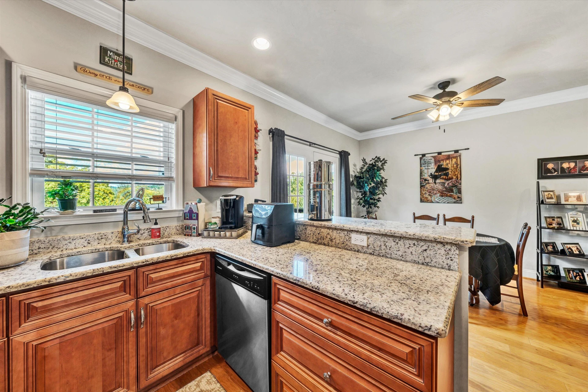 897 Walhalla CT - Photo 11