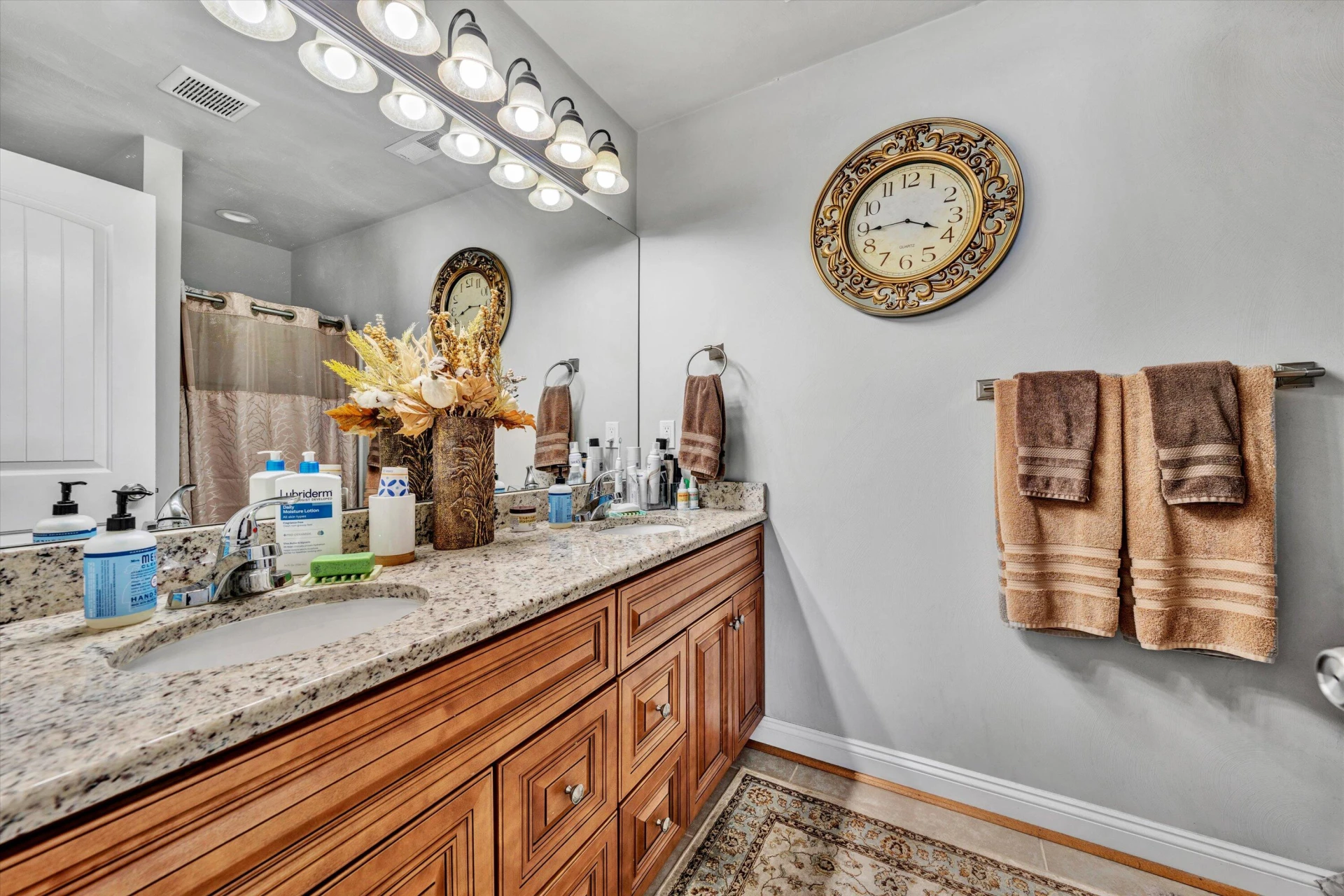 897 Walhalla CT - Photo 21