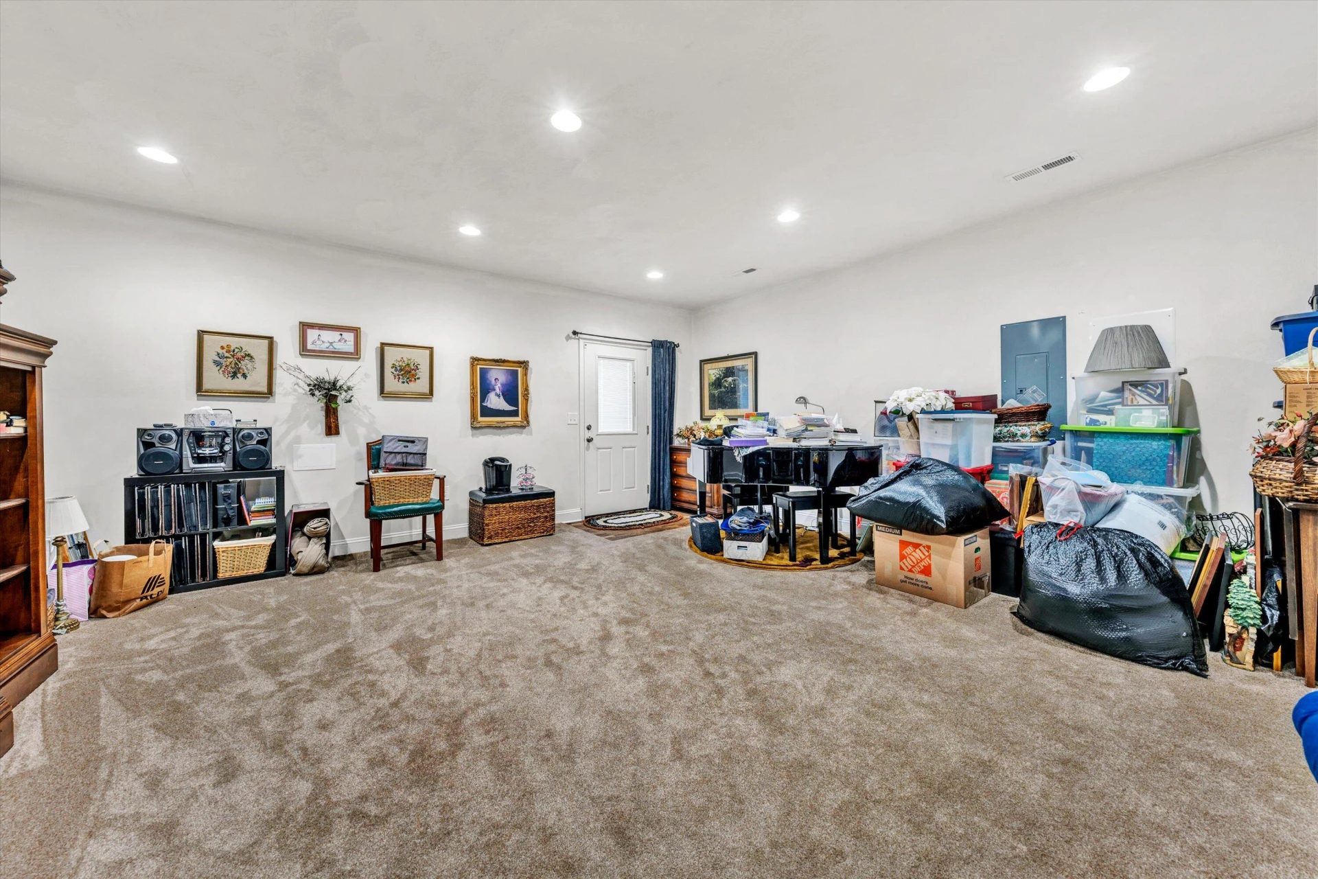 897 Walhalla CT - Photo 28