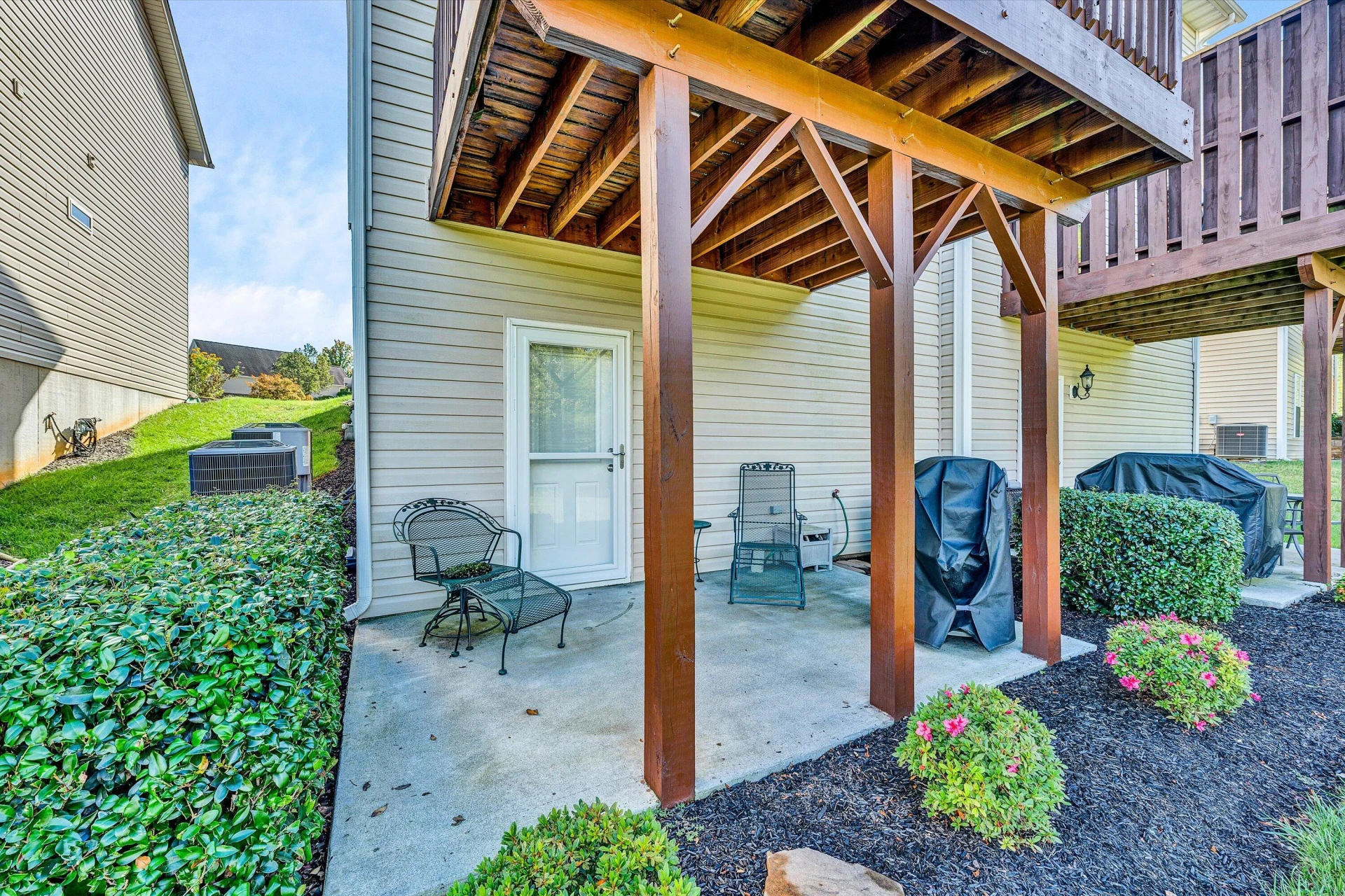 897 Walhalla CT - Photo 31