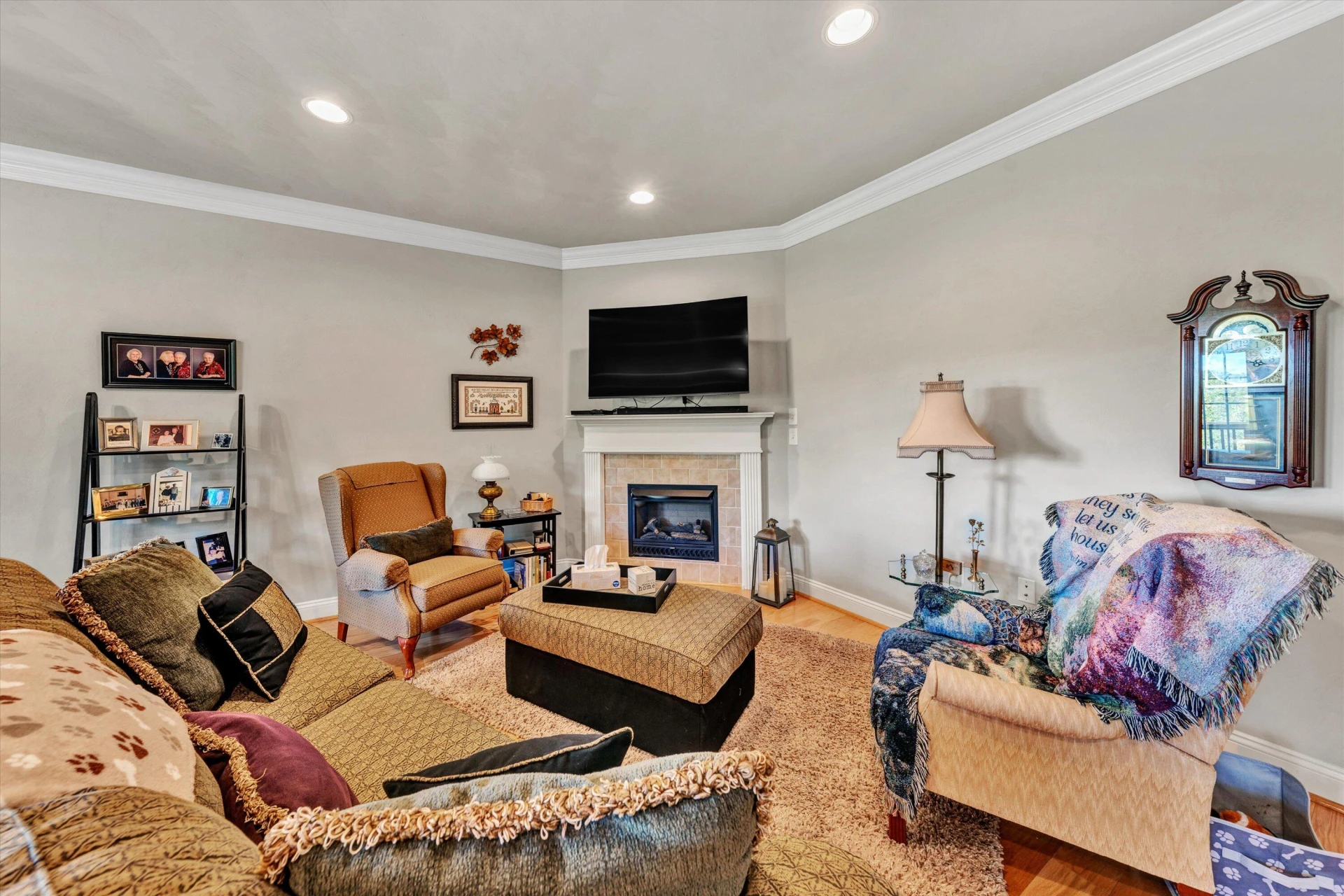 897 Walhalla CT - Photo 8