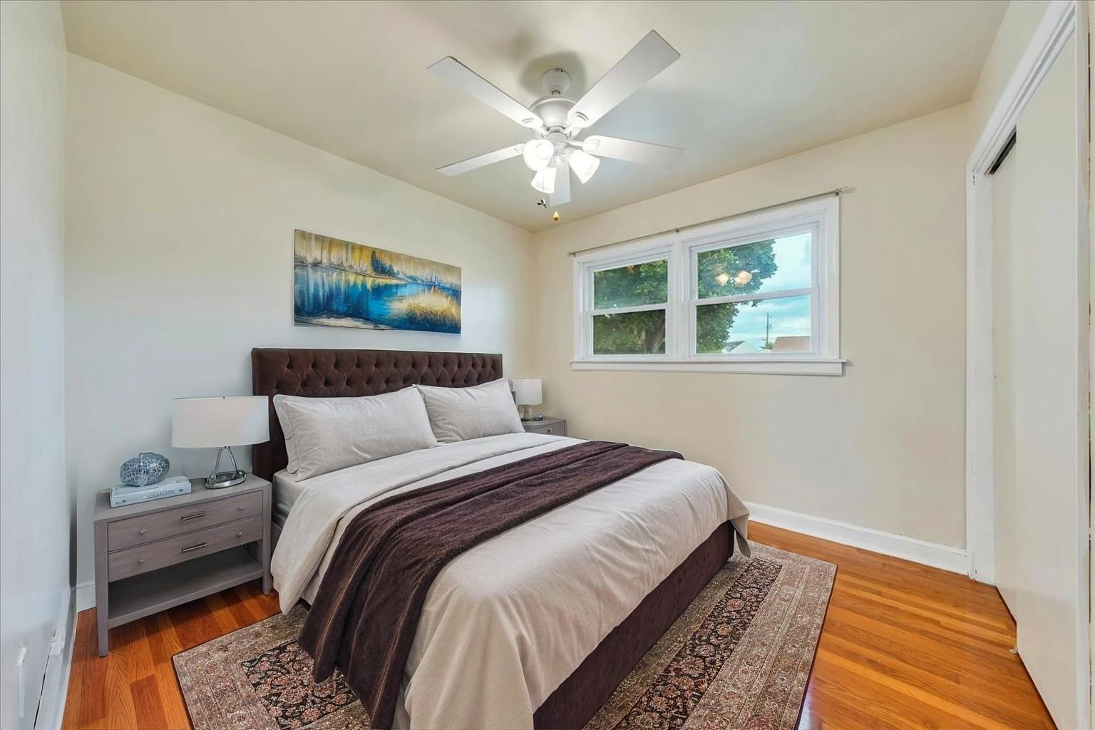 2410 Portland AVE - Photo 16