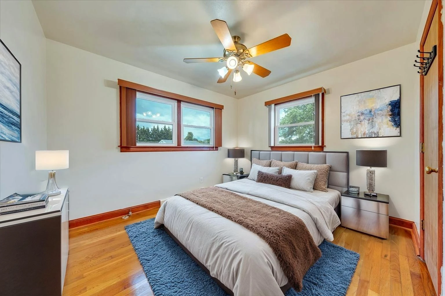 2410 Portland AVE - Photo 18