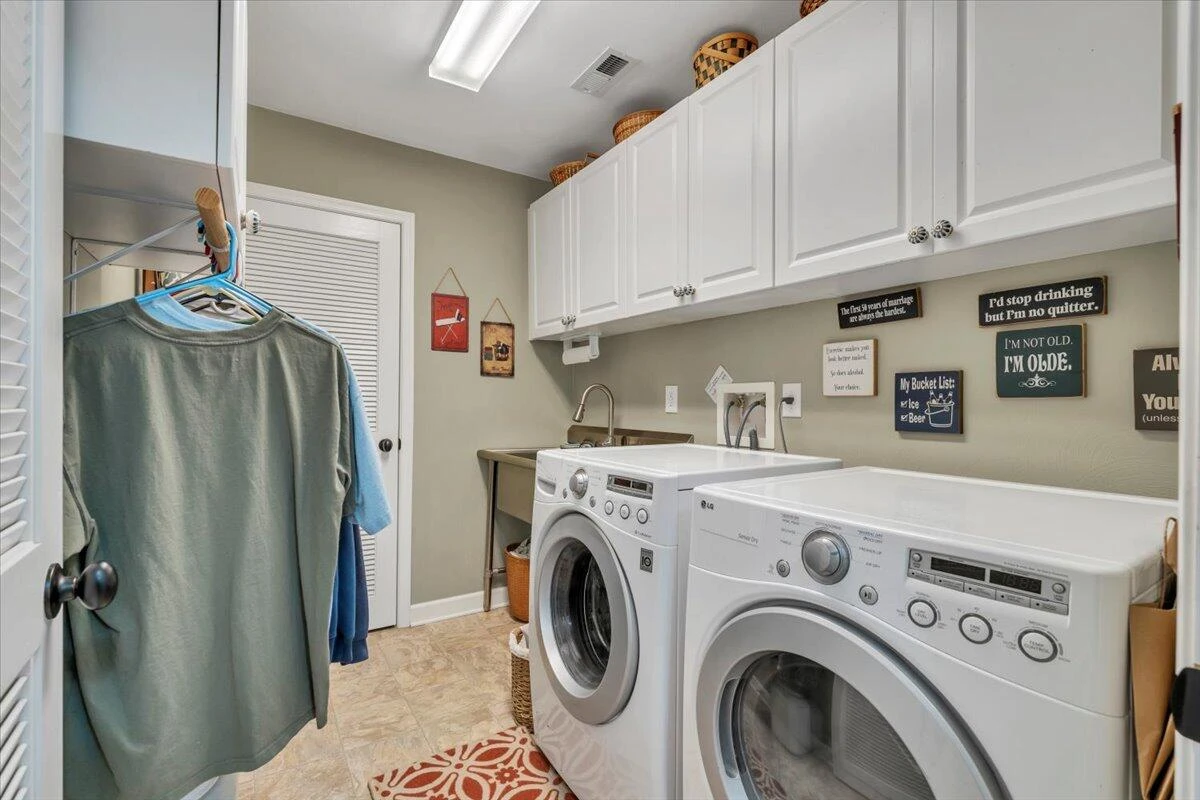 5443 Orchard Villas CIR - Photo 40