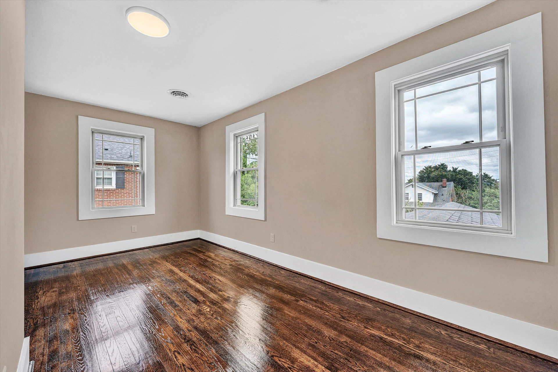 2717 Cumberland ST - Photo 17