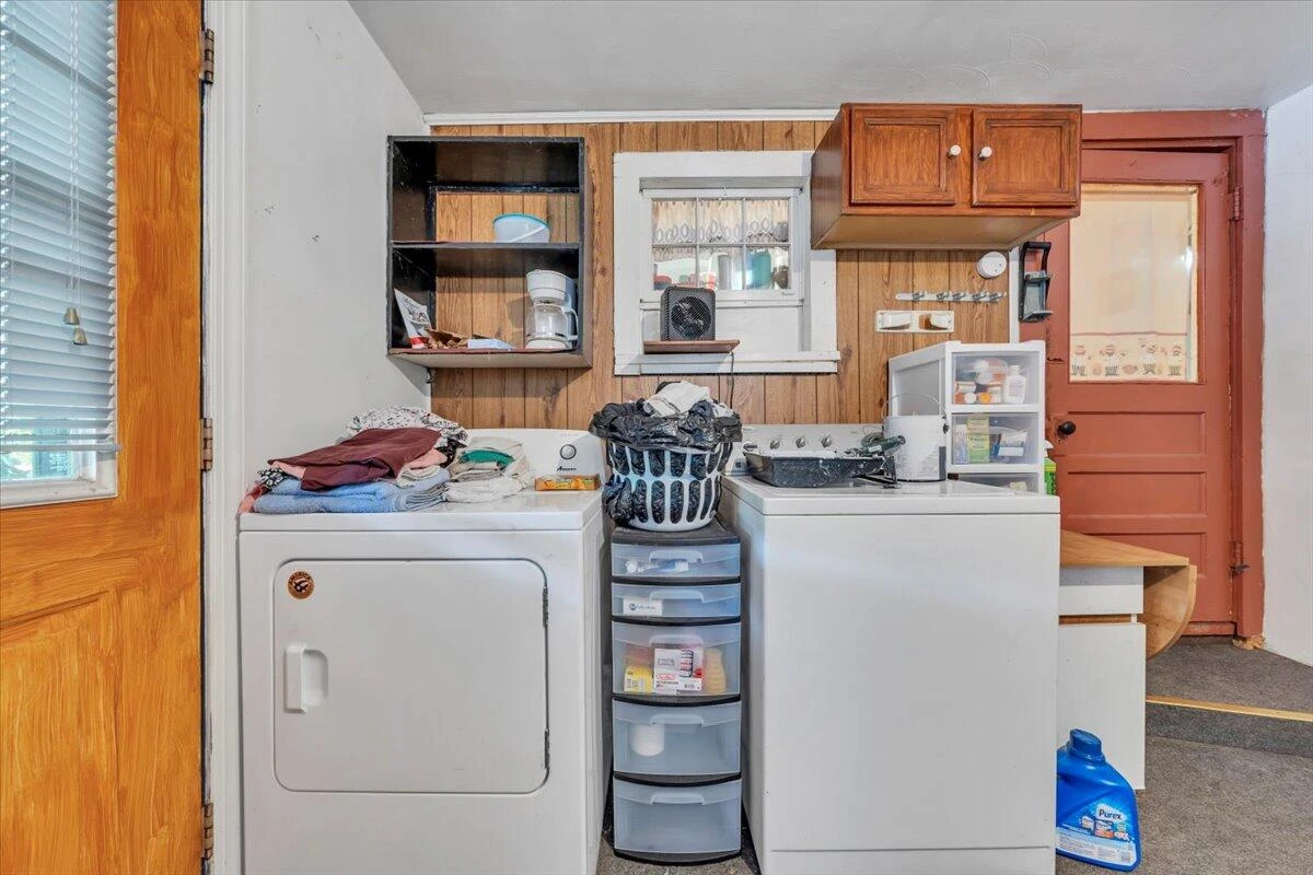 1122 Liberty RD - Photo 12
