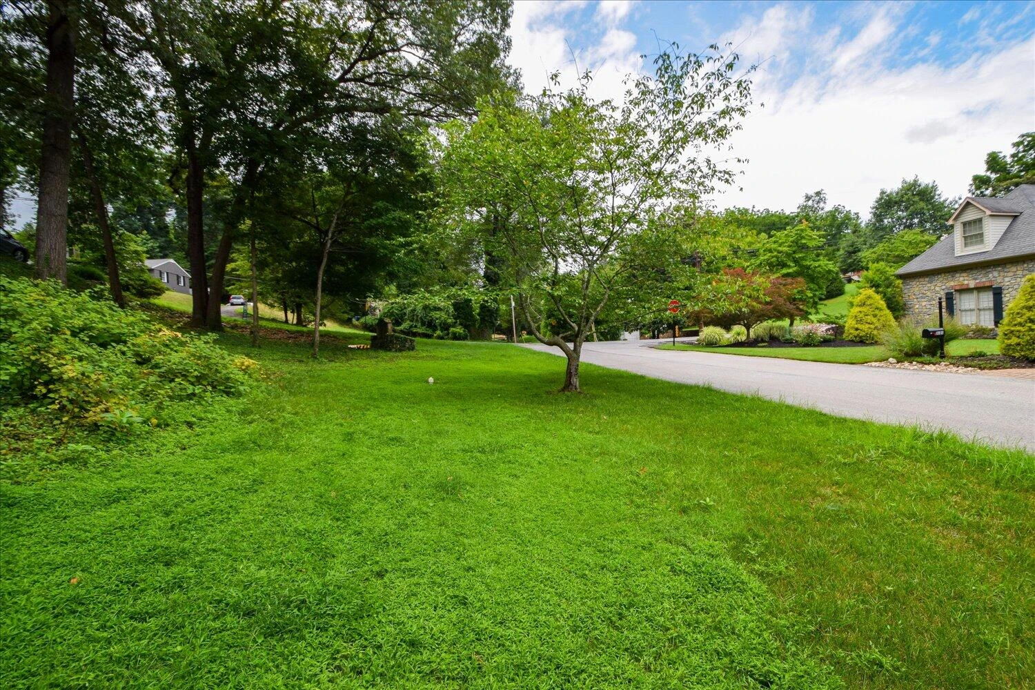 3120 Hidden Oak RD - Photo 37