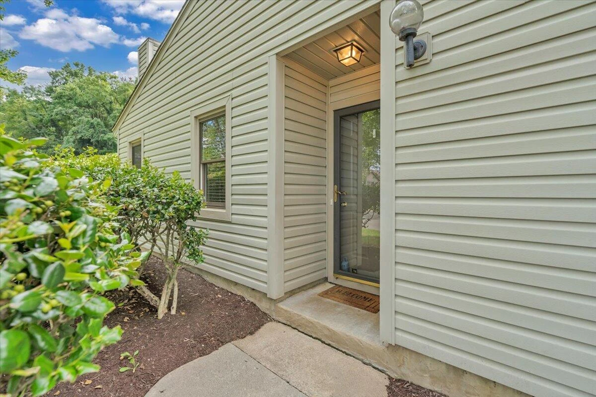 7197 Wild Cherry CT - Photo 4