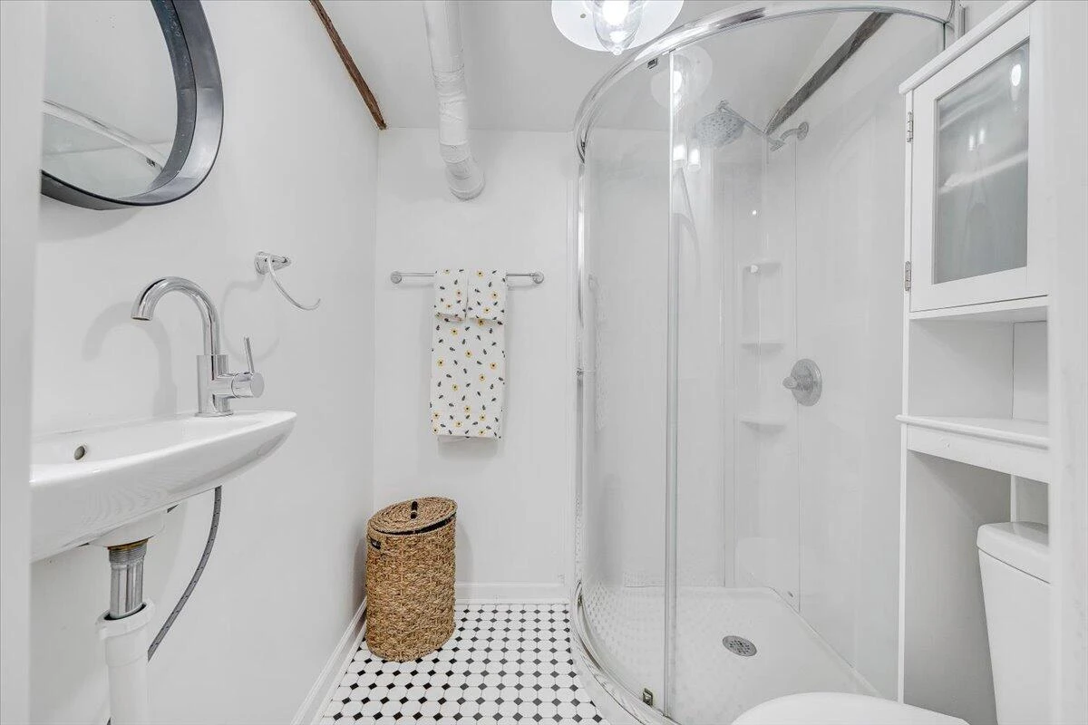 1013 Madison ST - Photo 14