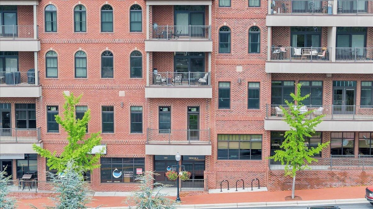 301 South Main ST #307 - Photo 4