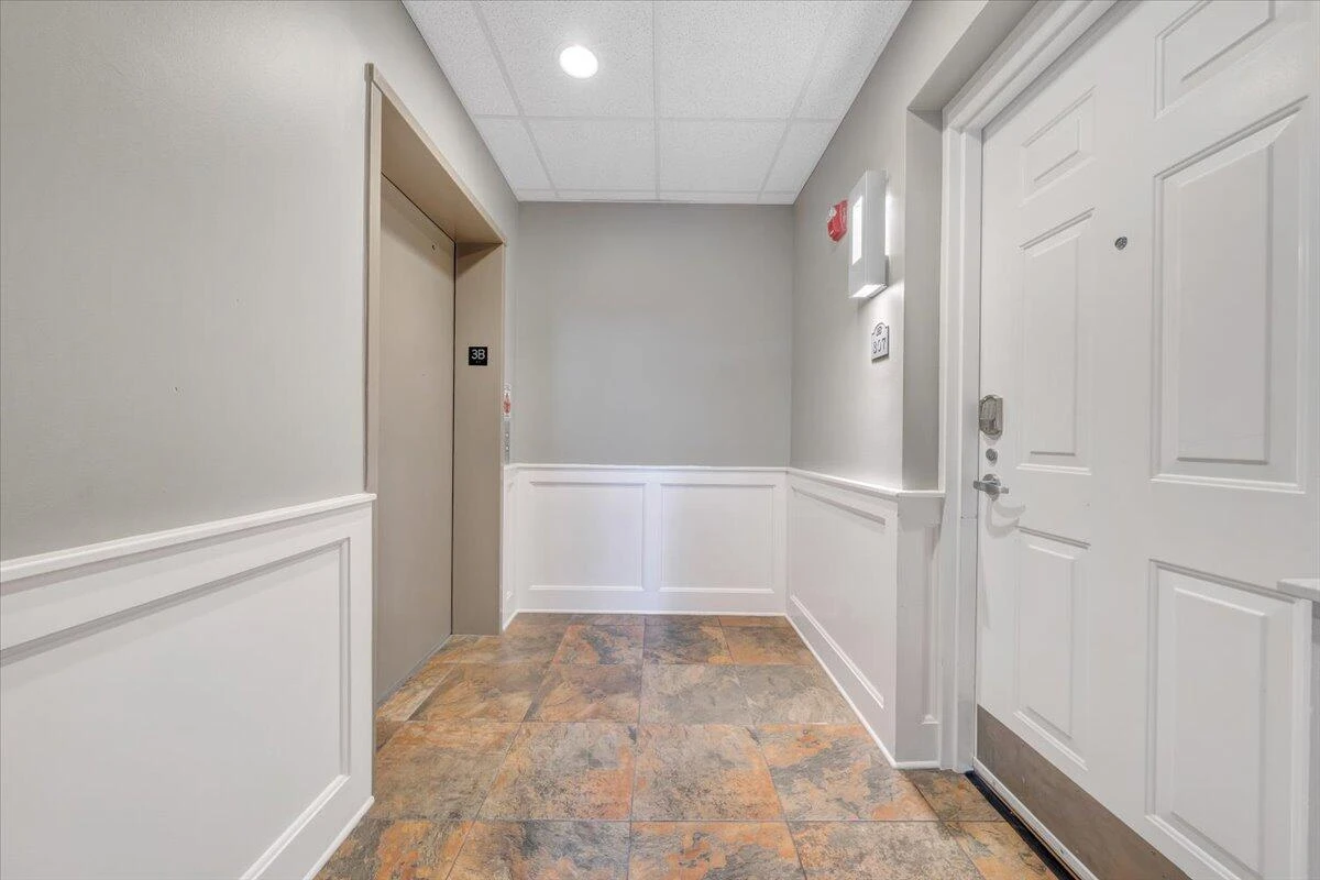 301 South Main ST #307 - Photo 5