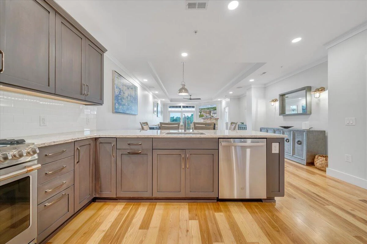 301 South Main ST #307 - Photo 9