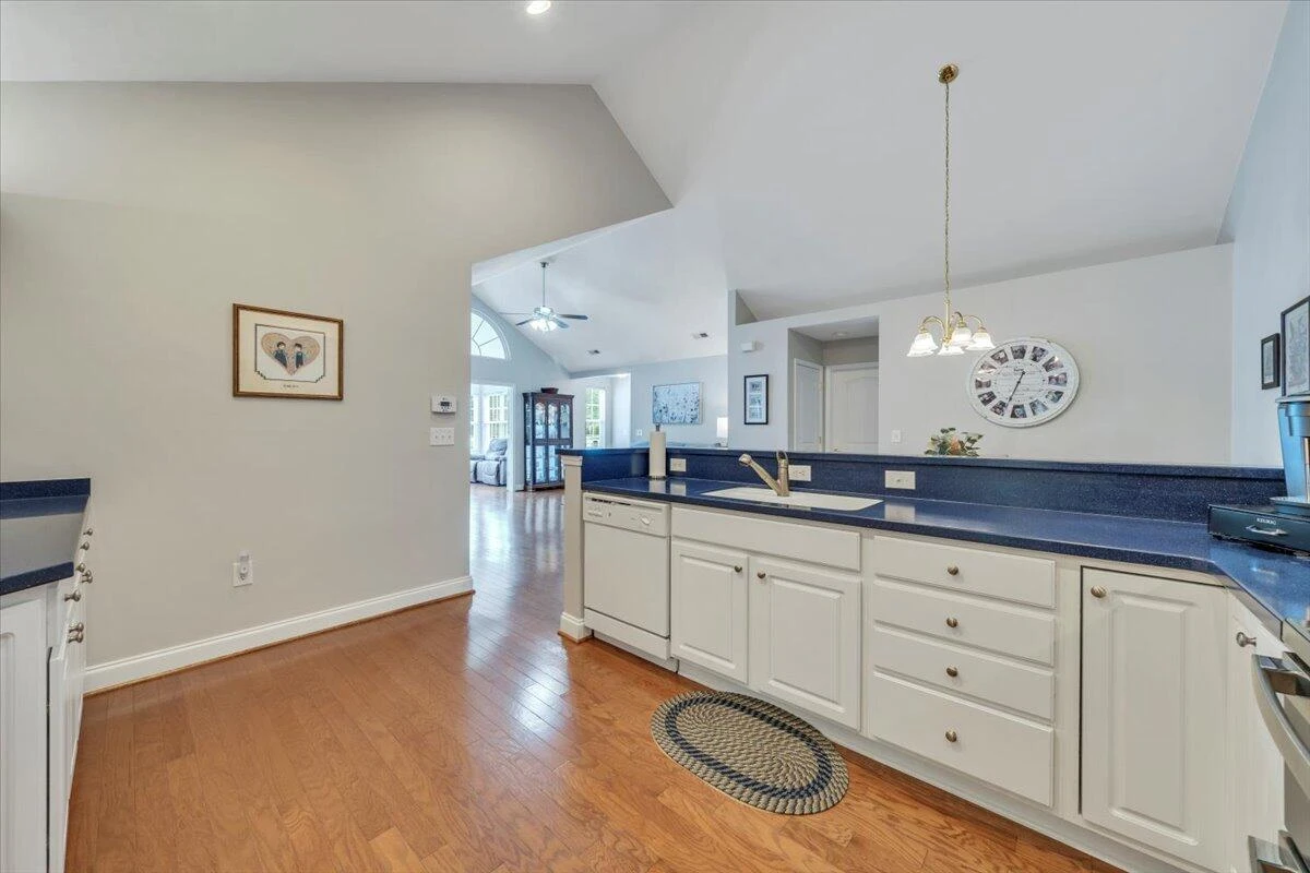 5644 Orchard Villas CIR - Photo 13