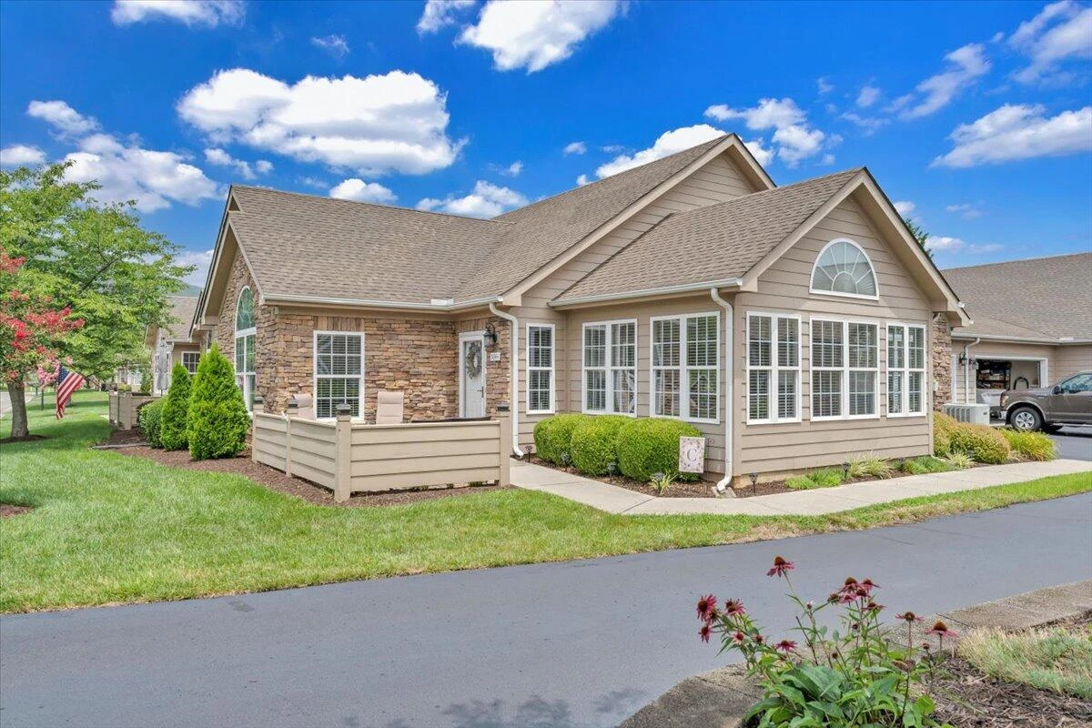 5644 Orchard Villas CIR - Photo 3