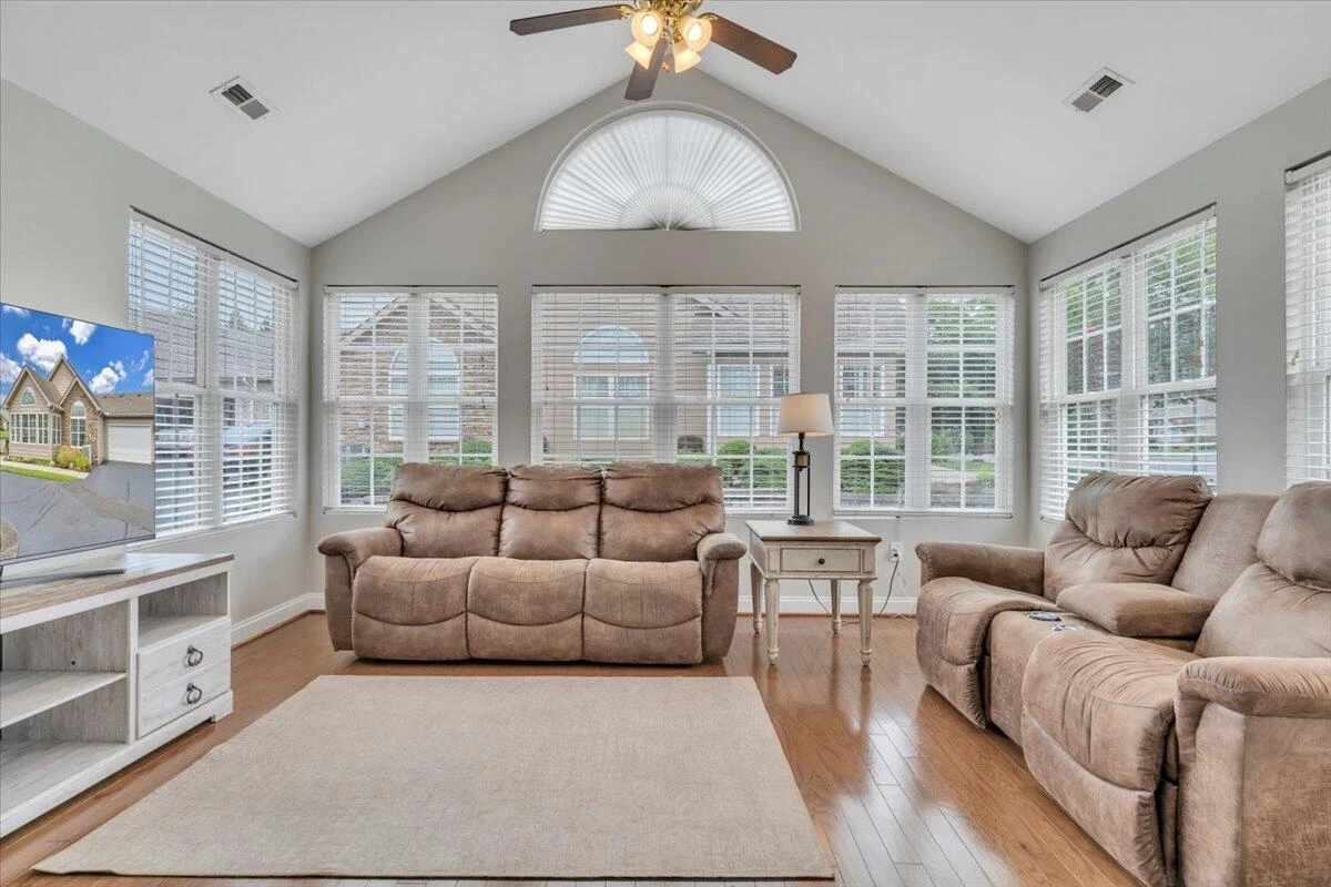 5644 Orchard Villas CIR - Photo 4