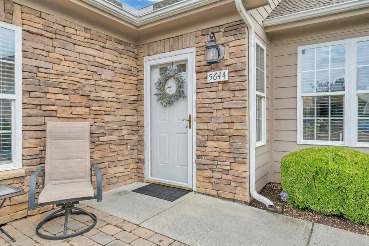 5644 Orchard Villas CIR - Photo 40