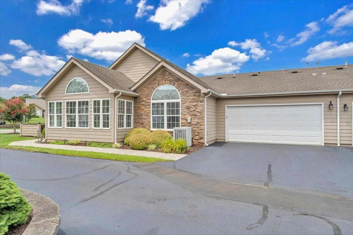5644 Orchard Villas CIR - Photo 44