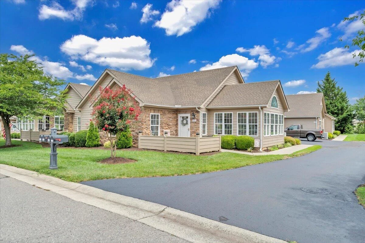 5644 Orchard Villas CIR - Photo 47