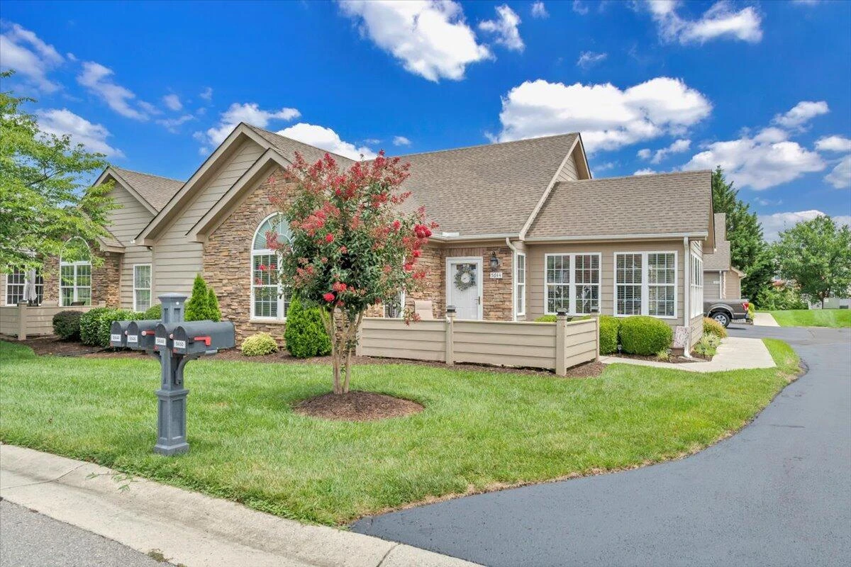 5644 Orchard Villas CIR - Photo 48