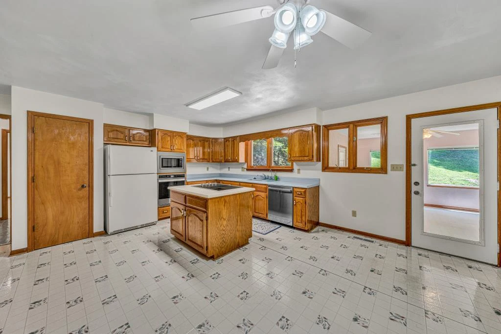 6672 Mallard Lake CT - Photo 14