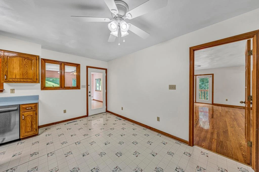 6672 Mallard Lake CT - Photo 18