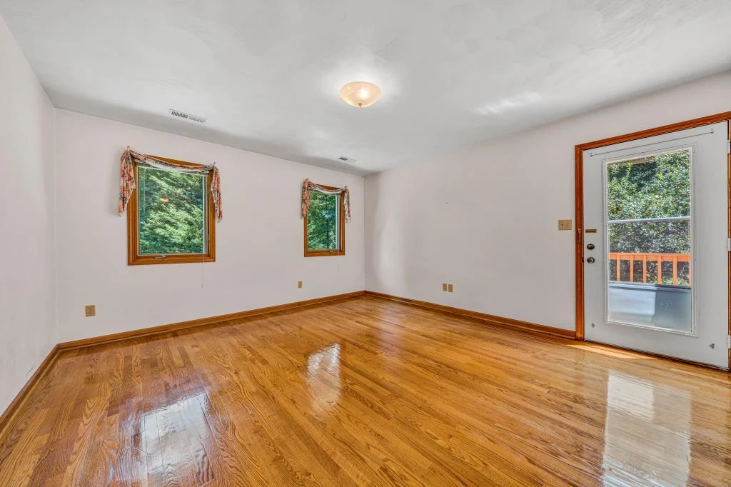 6672 Mallard Lake CT - Photo 32