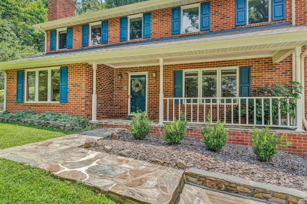 6672 Mallard Lake CT - Photo 4