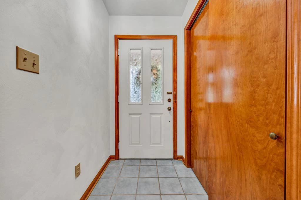 6672 Mallard Lake CT - Photo 5