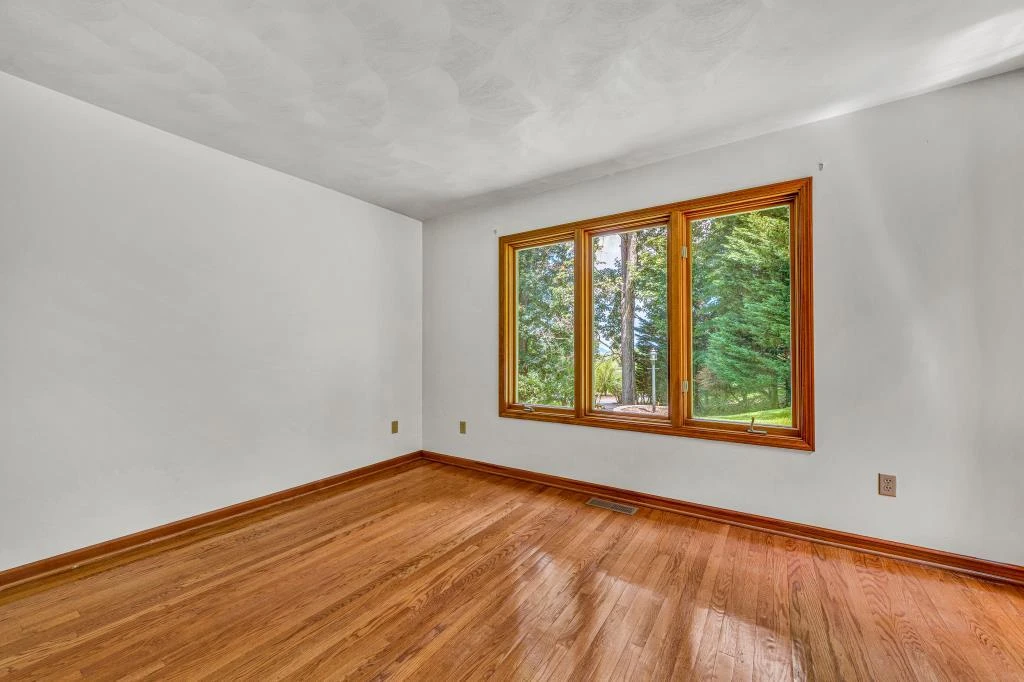 6672 Mallard Lake CT - Photo 8