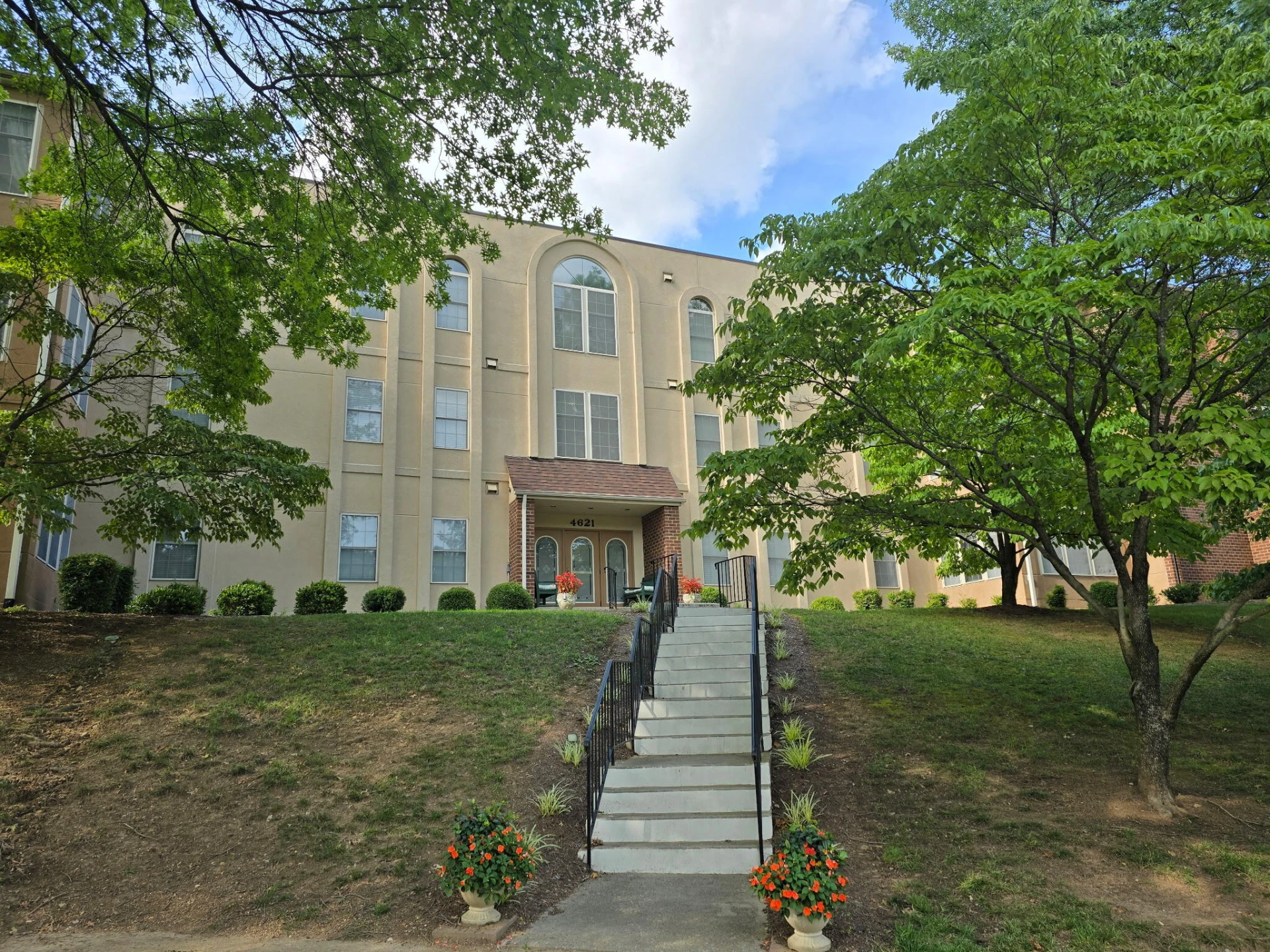 4621 Heather DR #323