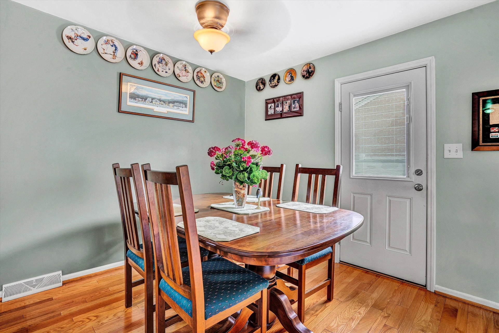 4714 Pennsylvania AVE - Photo 12