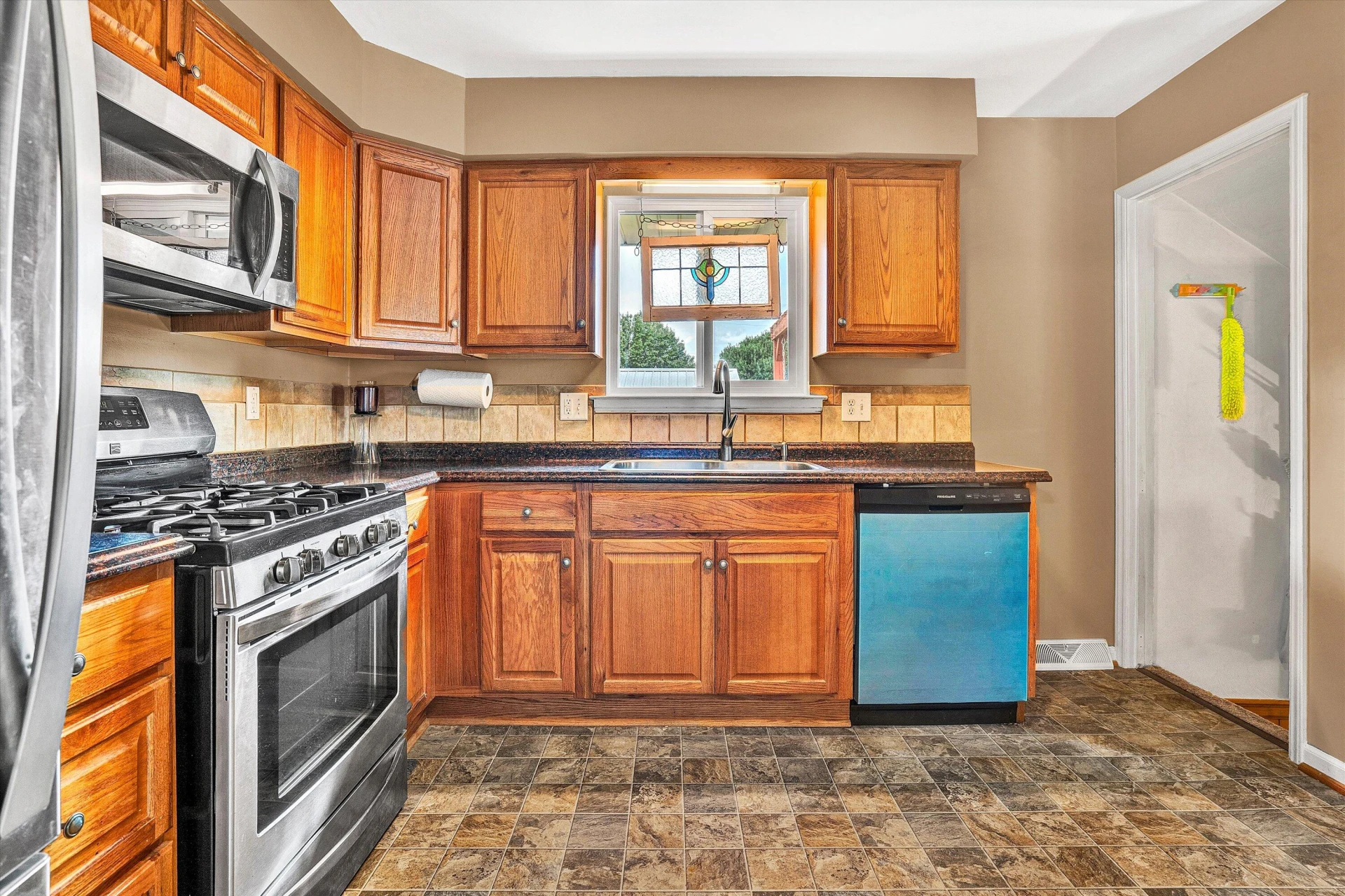 4714 Pennsylvania AVE - Photo 16