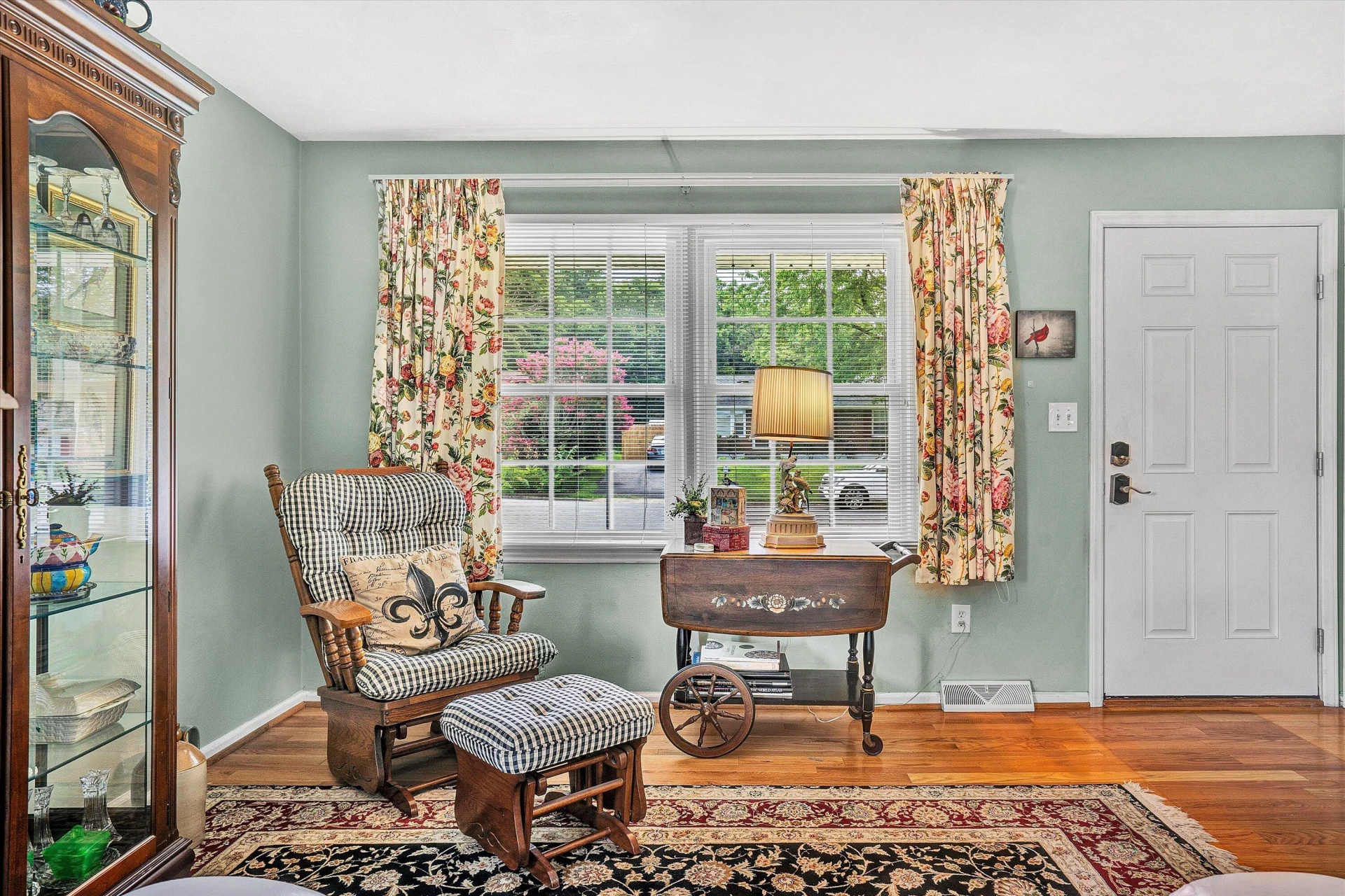 4714 Pennsylvania AVE - Photo 8