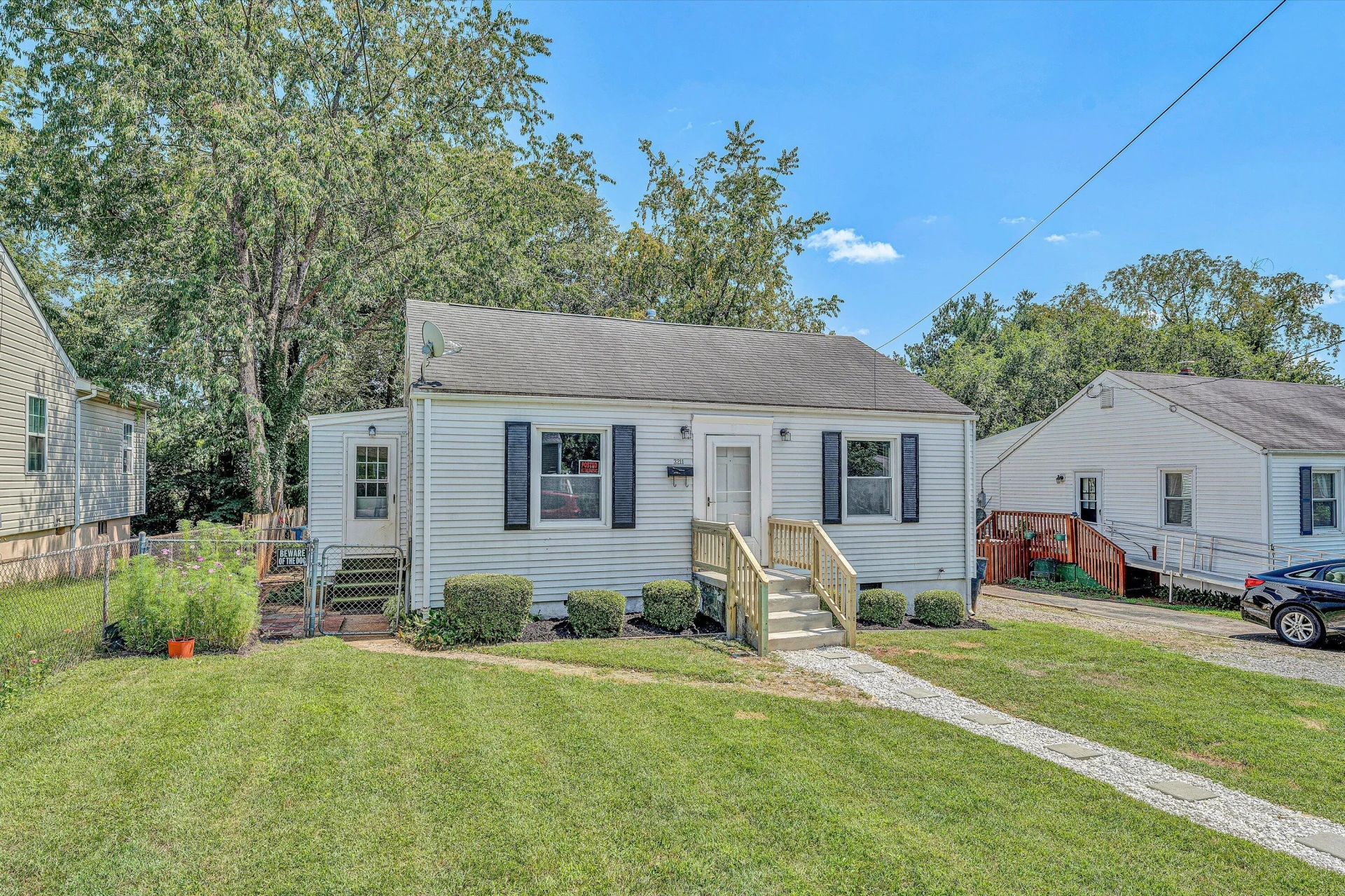 3211 Maplelawn AVE