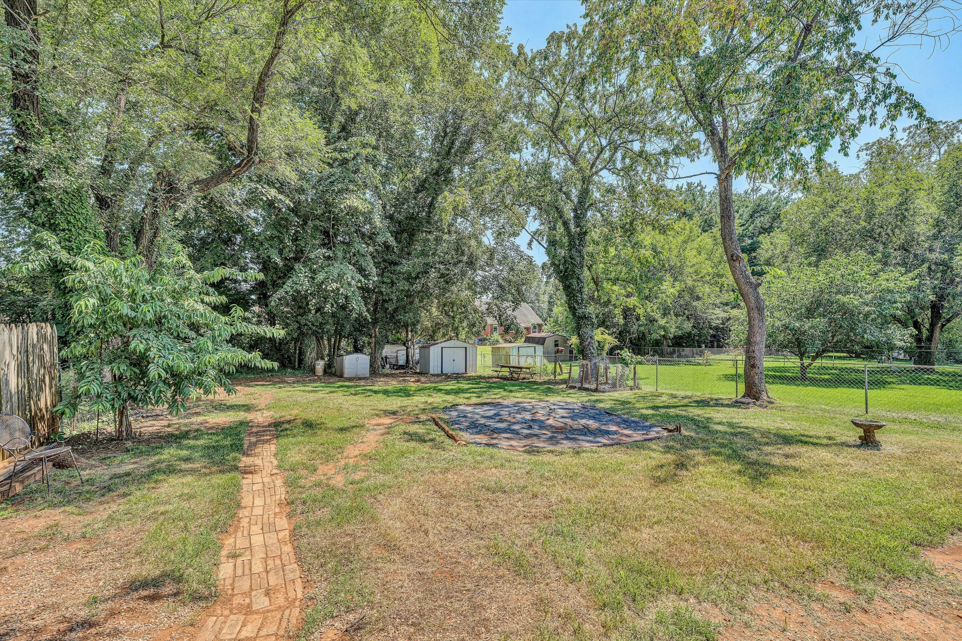 3211 Maplelawn AVE - Photo 16