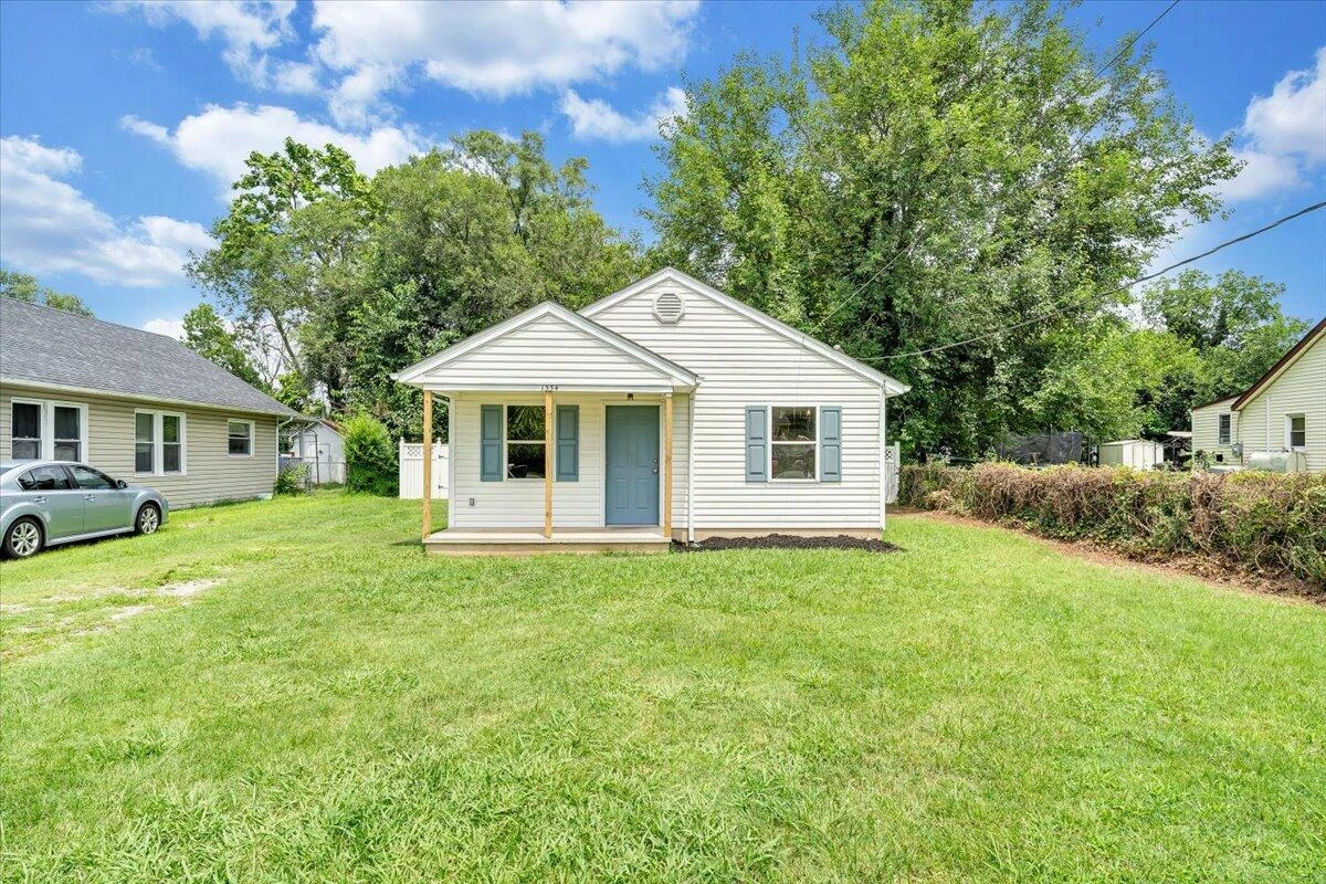1554 Riverdale RD - Photo 36